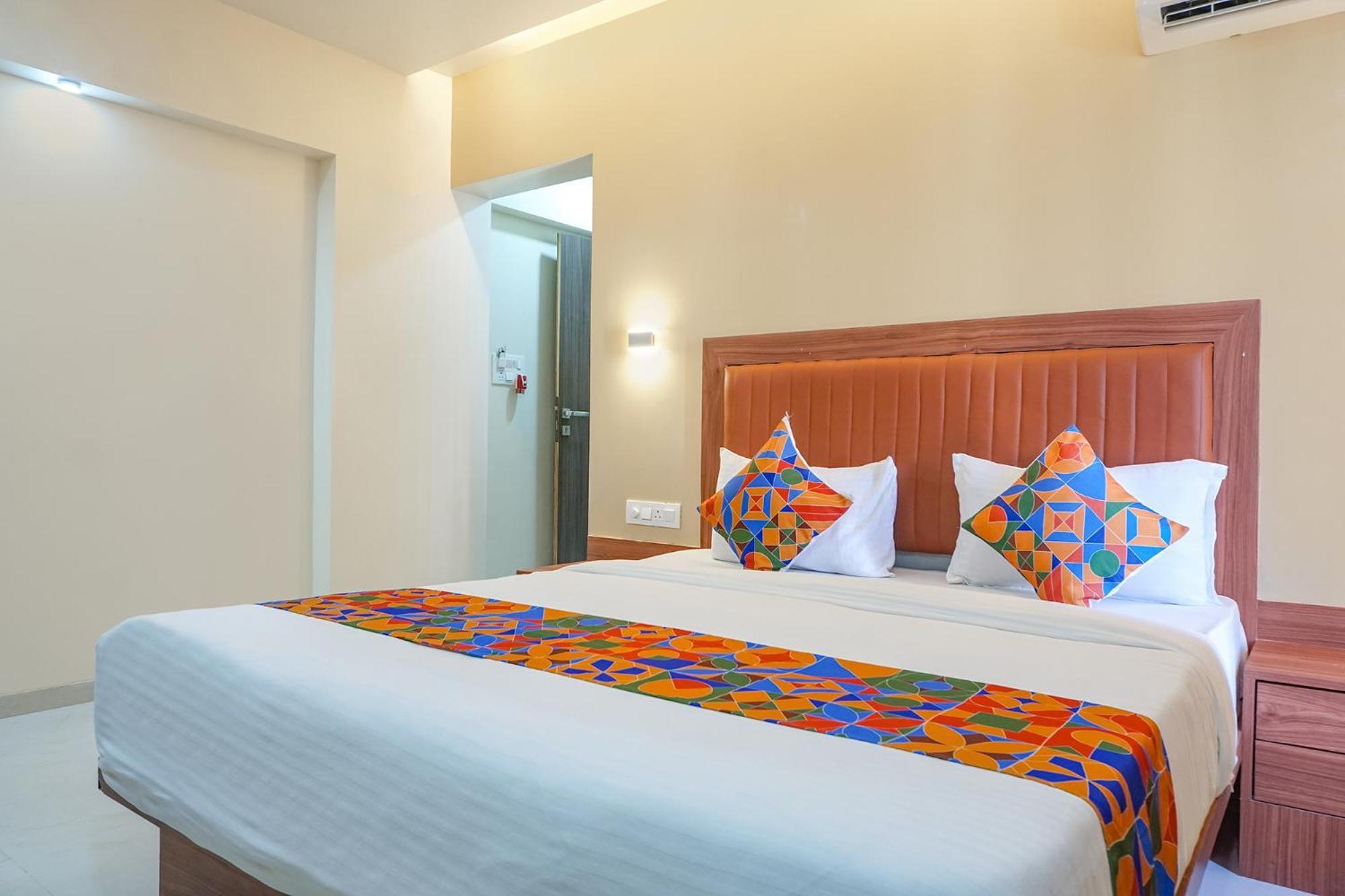 פונה Fabhotel Emersion Residency - High Street Near Laxman Nagar, Baner מראה חיצוני תמונה