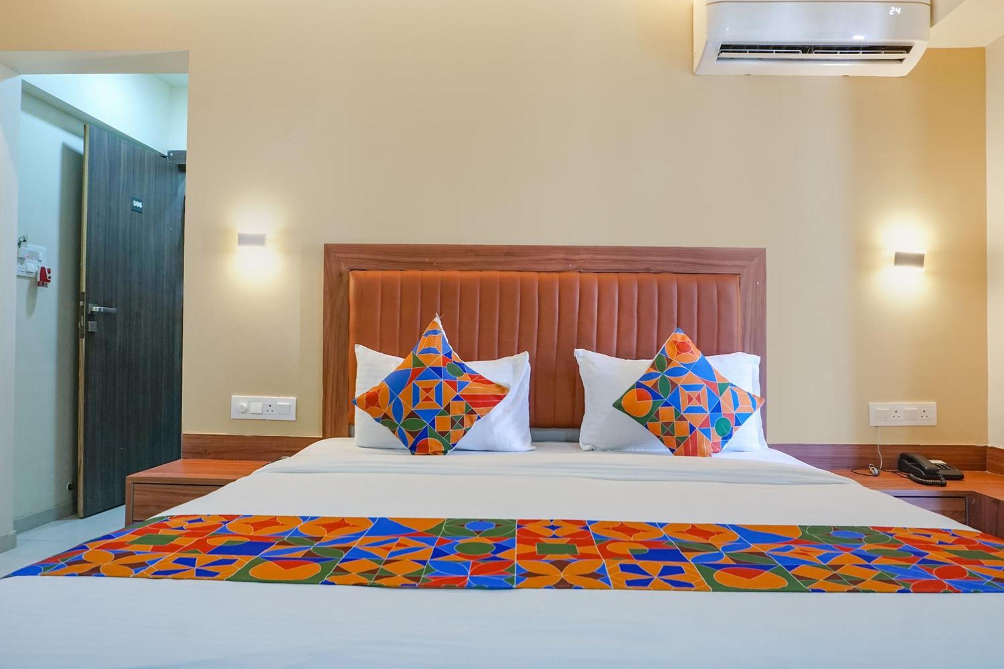 פונה Fabhotel Emersion Residency - High Street Near Laxman Nagar, Baner מראה חיצוני תמונה