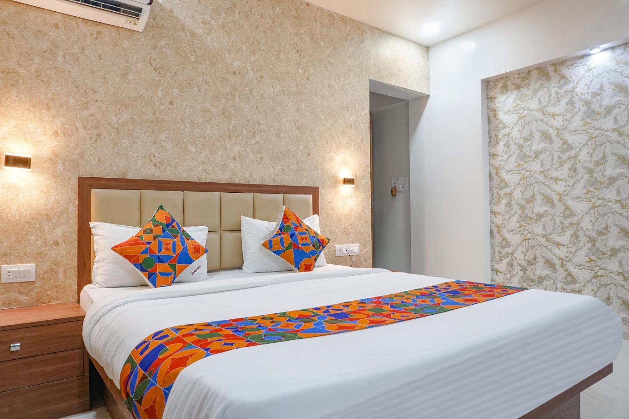 פונה Fabhotel Emersion Residency - High Street Near Laxman Nagar, Baner מראה חיצוני תמונה