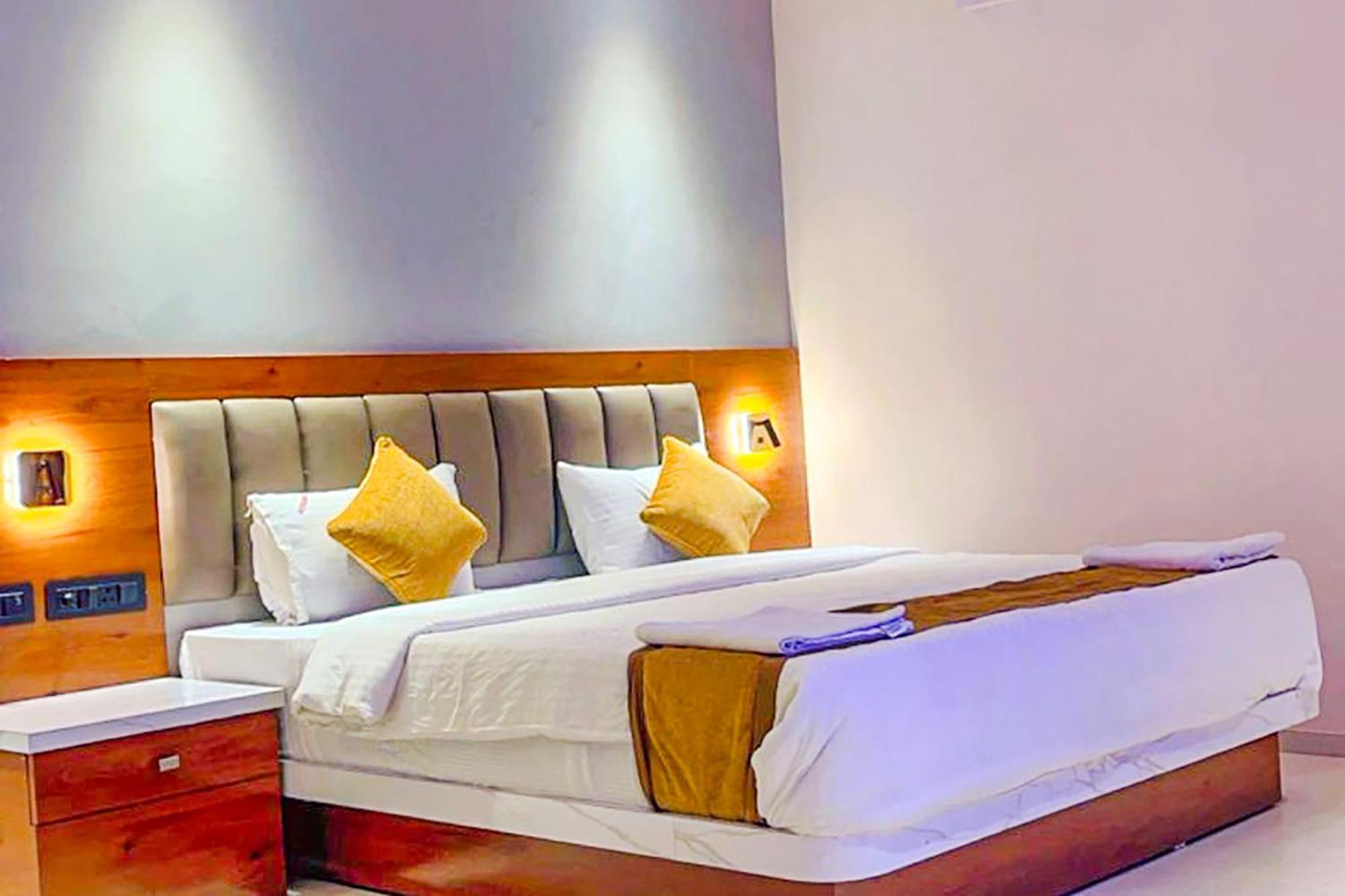 פונה Fabhotel Emersion Residency - High Street Near Laxman Nagar, Baner מראה חיצוני תמונה