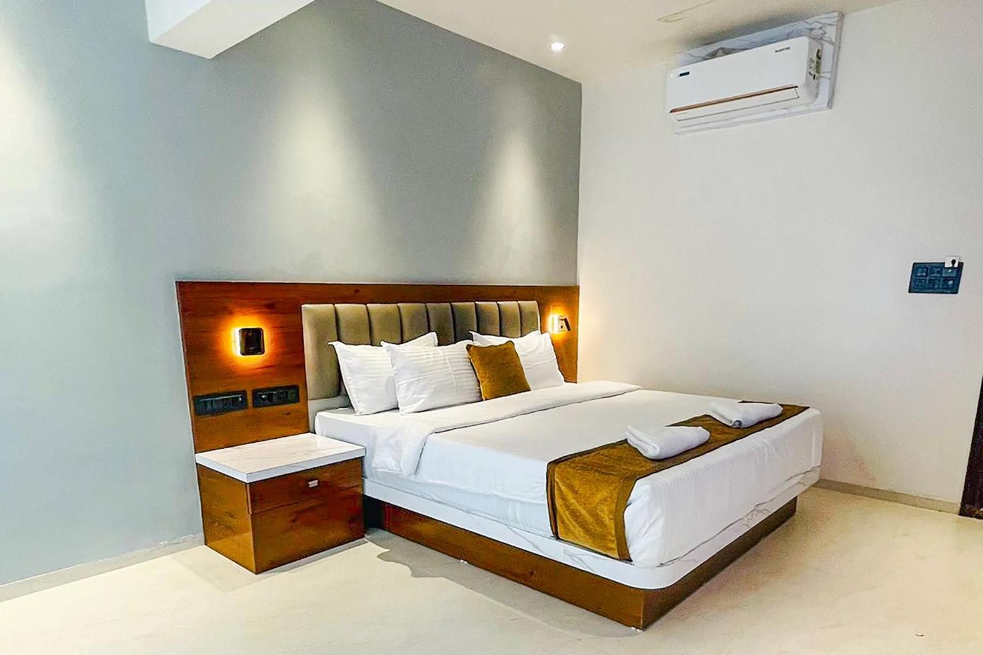 פונה Fabhotel Emersion Residency - High Street Near Laxman Nagar, Baner מראה חיצוני תמונה