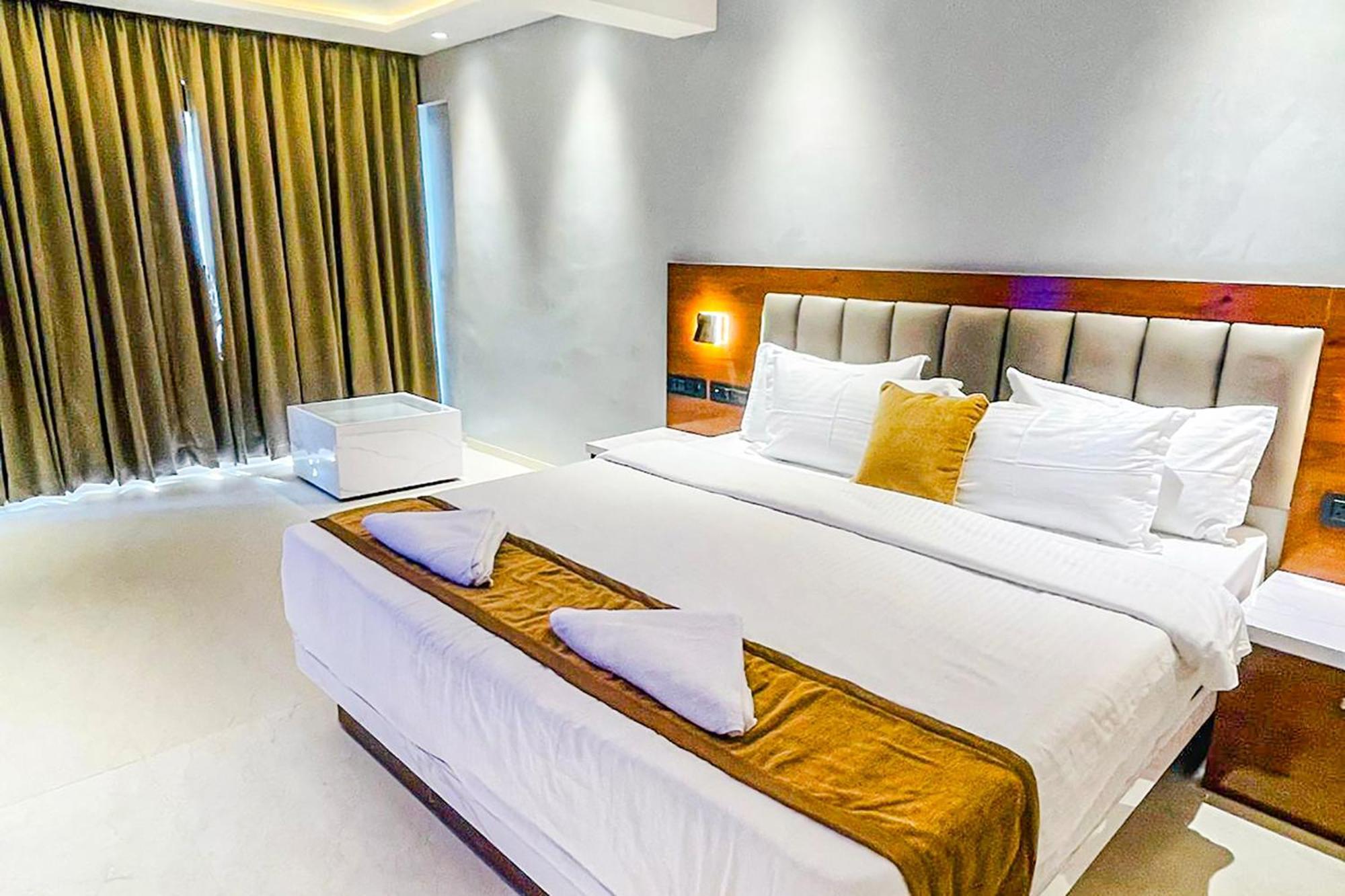 פונה Fabhotel Emersion Residency - High Street Near Laxman Nagar, Baner מראה חיצוני תמונה